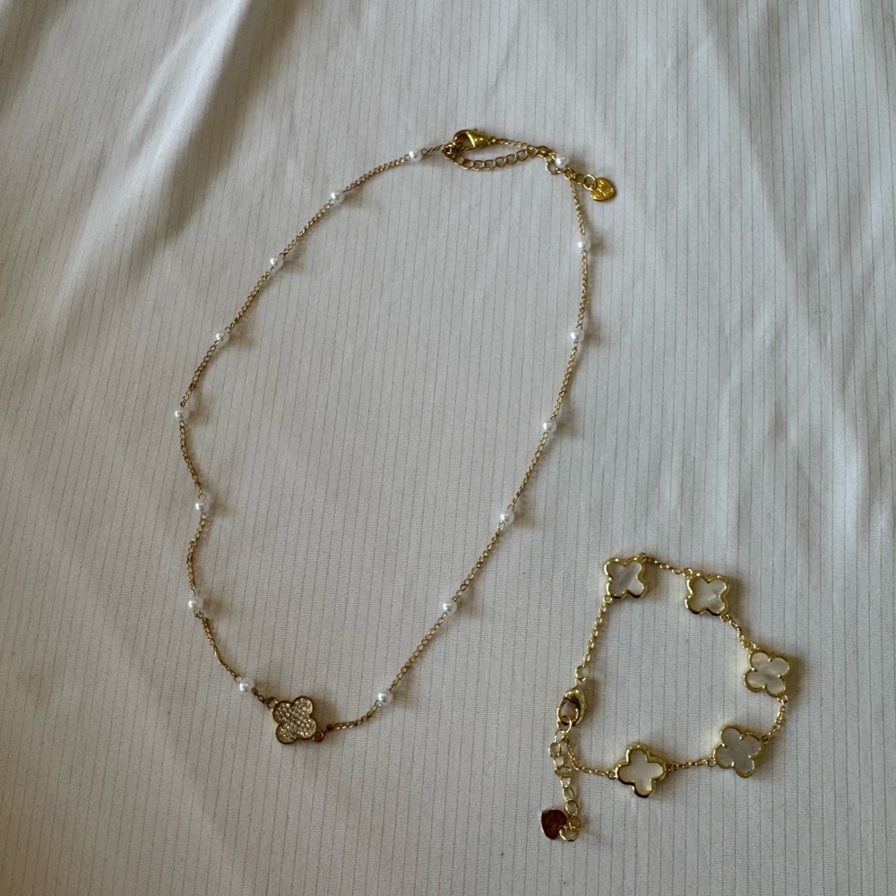 NEW Gold Clover Pendant Necklace and Bracelet Set - White Accents - Picture 5 of 5